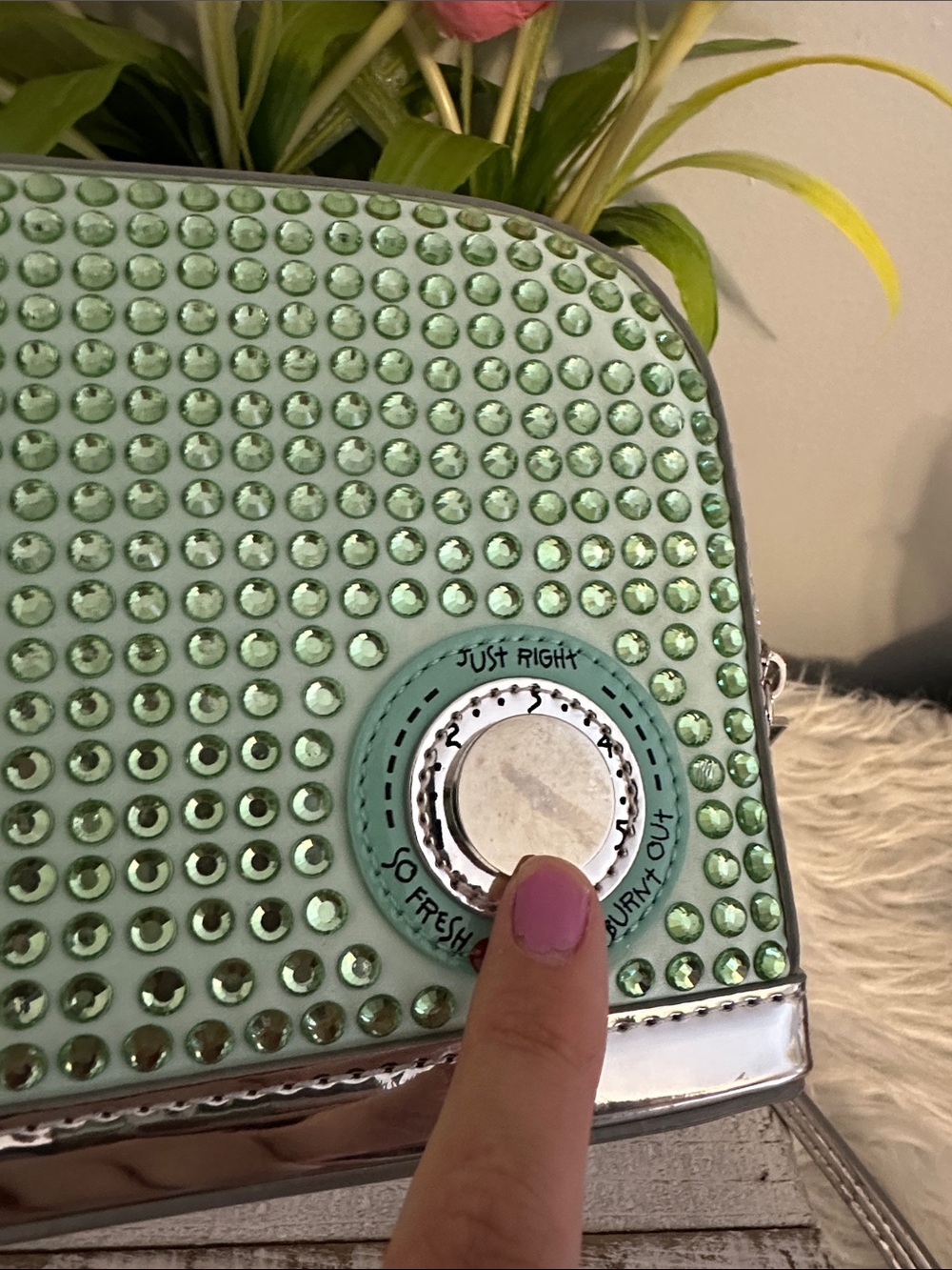Betsey Johnson get toasted toaster bag - Picture 14 of 14